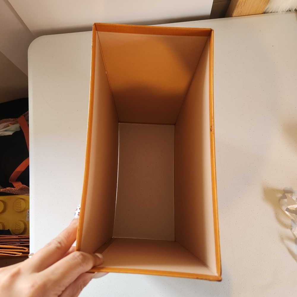 Louis Vuitton Orange Box Cover & Ribbon Broken Crafts Crafting Lot Pieces. Decor - Picture 5 of 8